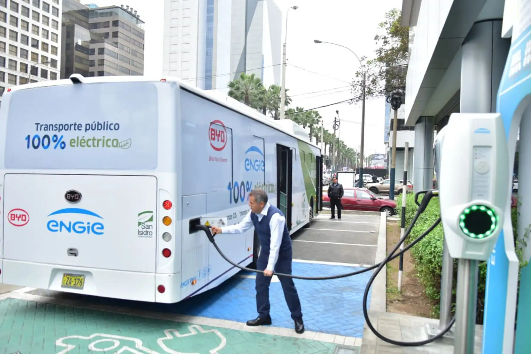 Bus 100% impulsado por energía eléctrica. ANDINA/Difusión
