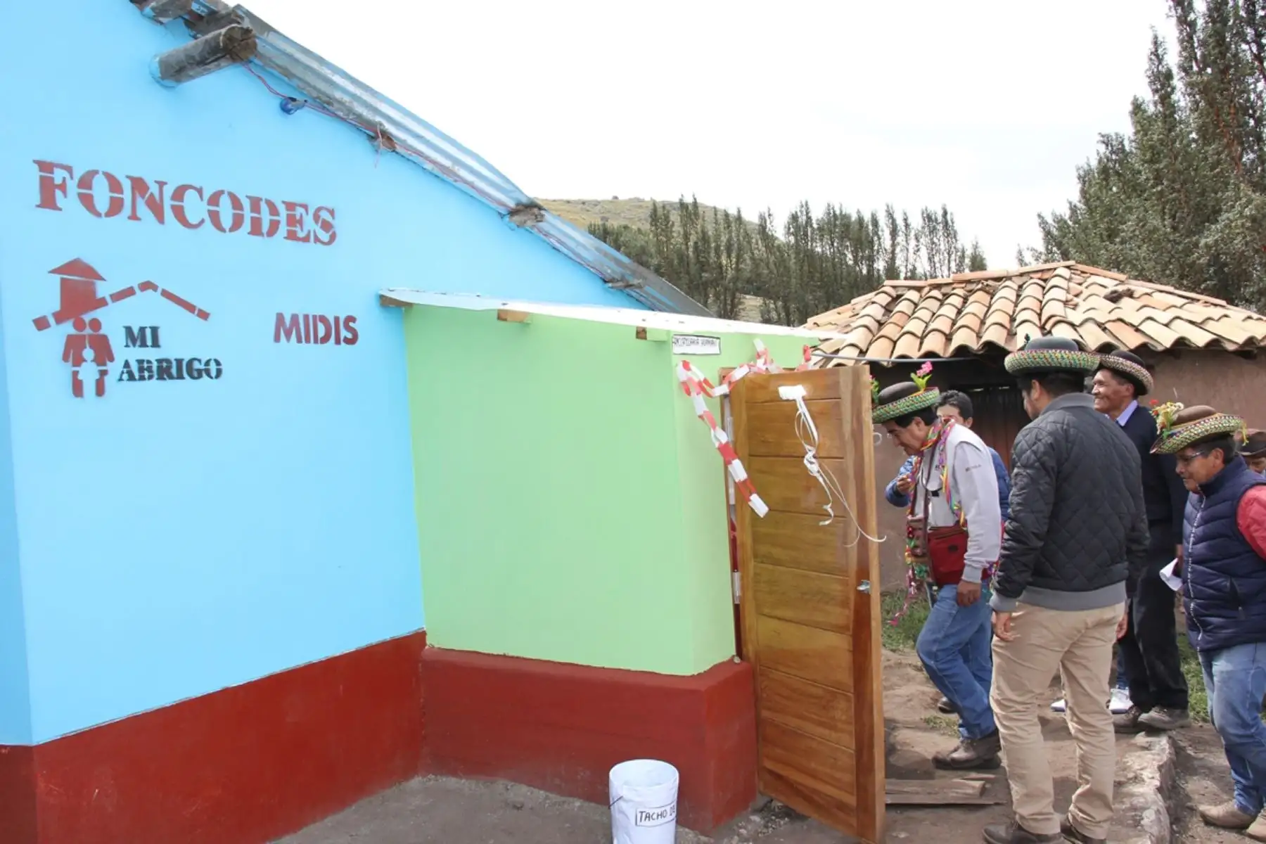 Foncodes iniciò en Chuschi entrega de 410 viviendas térmicas con energía solar para familias altoandinas.Foto: ANDINA/Foncodes