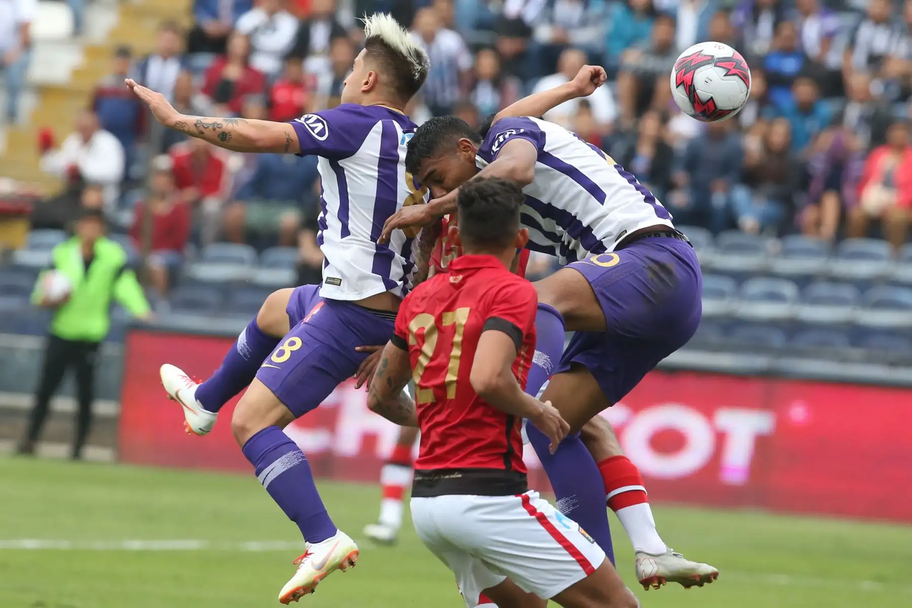 Alianza Lima perdió 1-0 ante Melgar en Matute. Foto: ANDINA/Vidal Tarqui