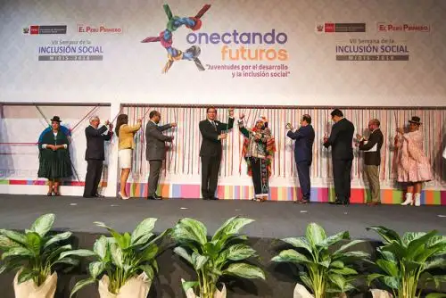 Titular del Midis inaugurando la Semana de Inclusión Social