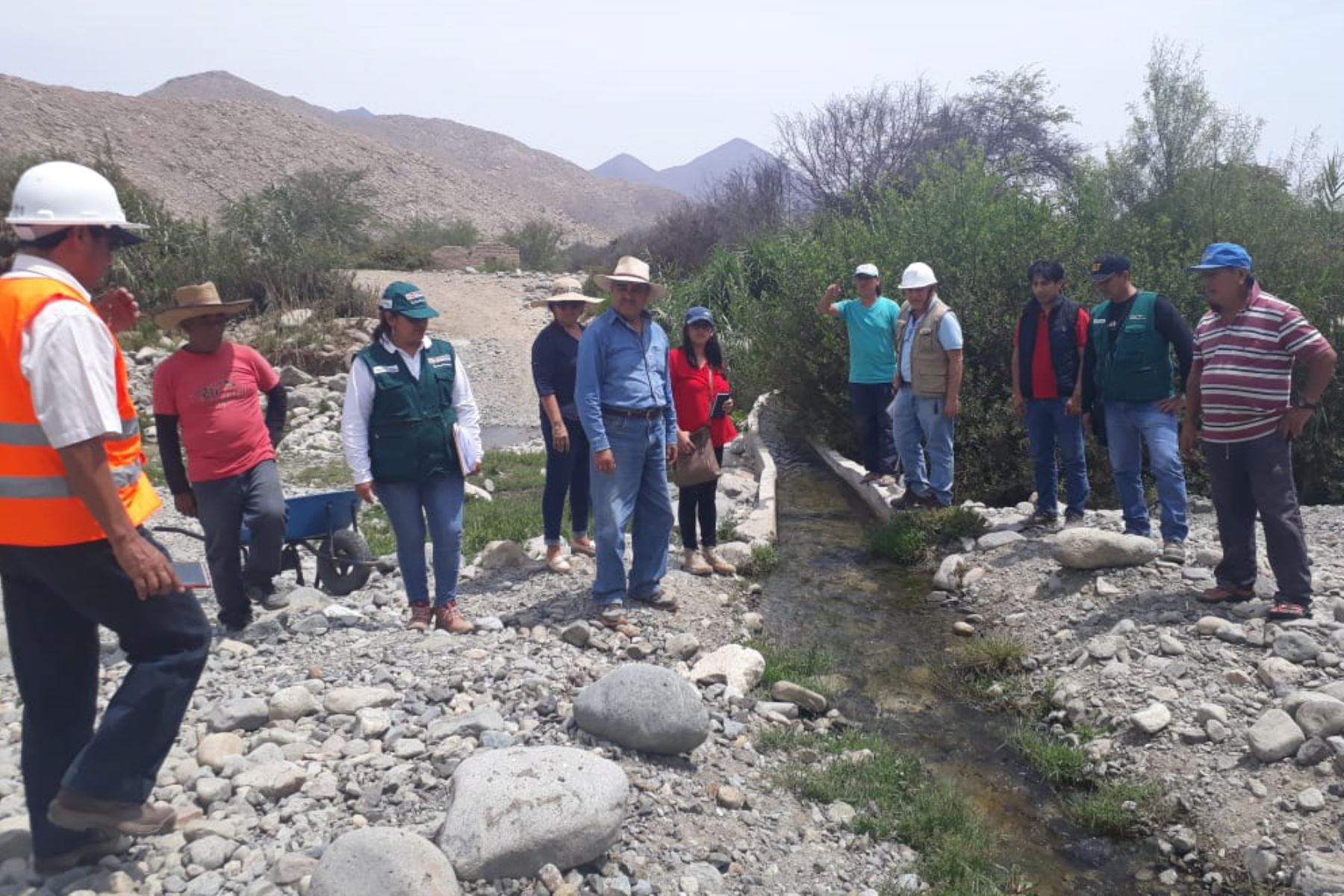 La Autoridad para la Reconstrucción con Cambios, a través del Programa Subsectorial de Irrigaciones (PSI), se encuentra rehabilitando siete canales de riego en el distrito de Culebras, en la provincia ancashina de Huarmey.