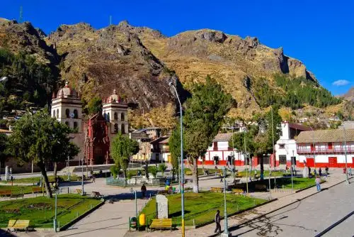 Huancavelica es la única región del país que no cuenta con un aeropuerto. La presidenta Dina Boluarte anunció que en el tercer trimestre de este años se iniciará el proceso de selección para la elaboración del perfil técnico.