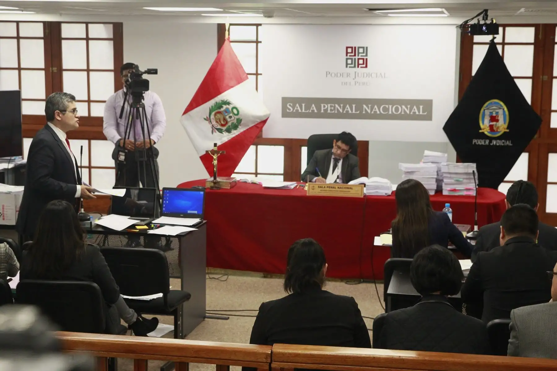Fiscal Jose Domingo Pérez durante su alegato en la audiencia por pedido de prisión preventiva a Keiko Fujimori. Foto:ANDINA/Eddy Ramos.