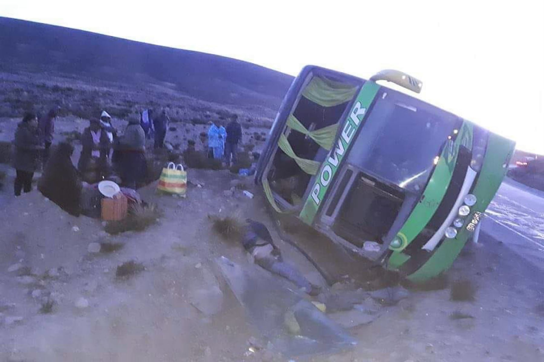 Accidente de tránsito deja dos muertos en vía Arequipa-Juliaca. Foto: Marco Antonio Turpo/Facebook