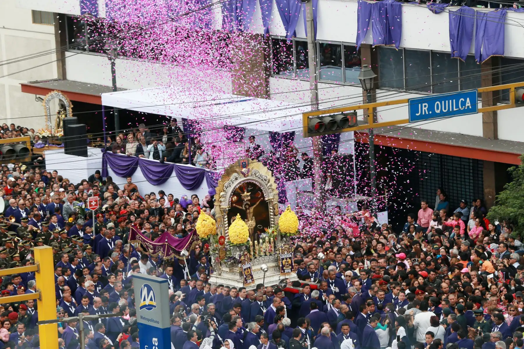 Procesión del Señor de los Milagros. Foto: ANDINA/Norman Córdova