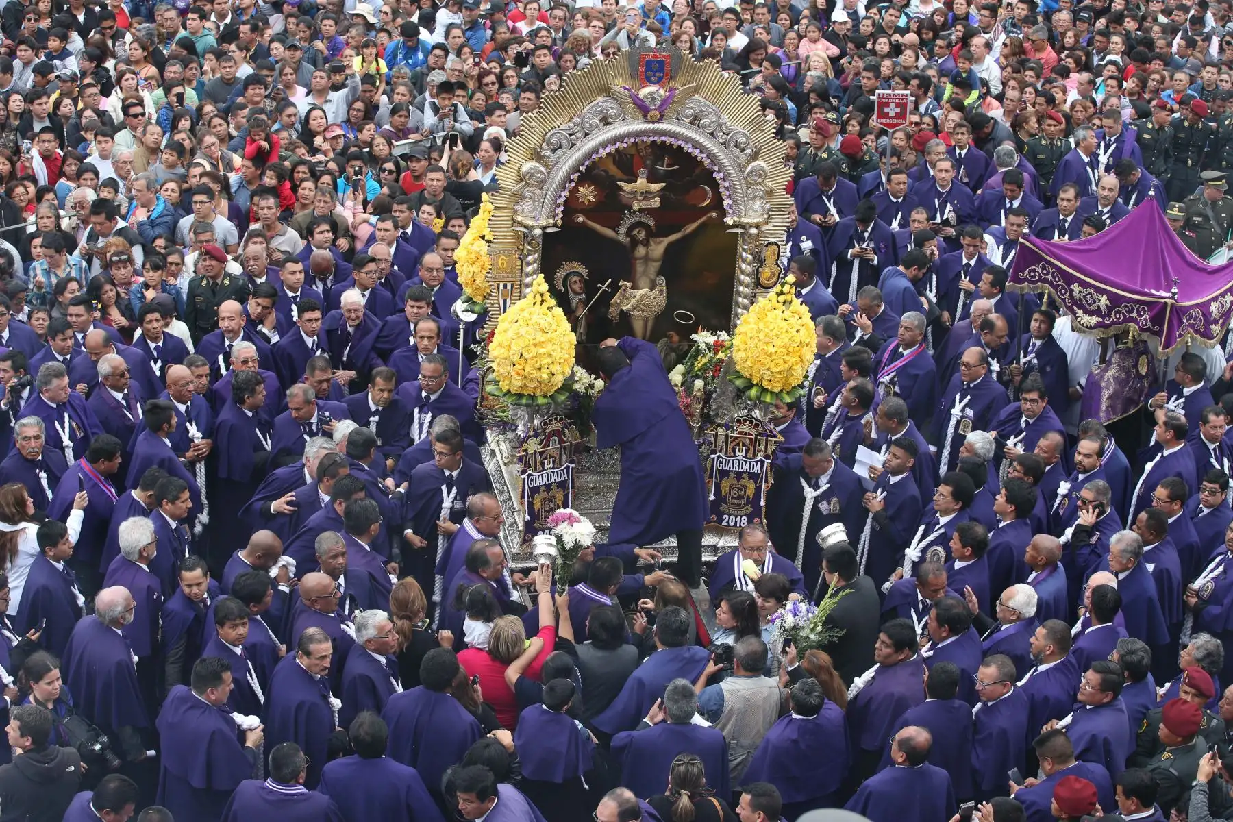 Procesión del Señor de los Milagros. Foto: ANDINA/Vidal Tarqui