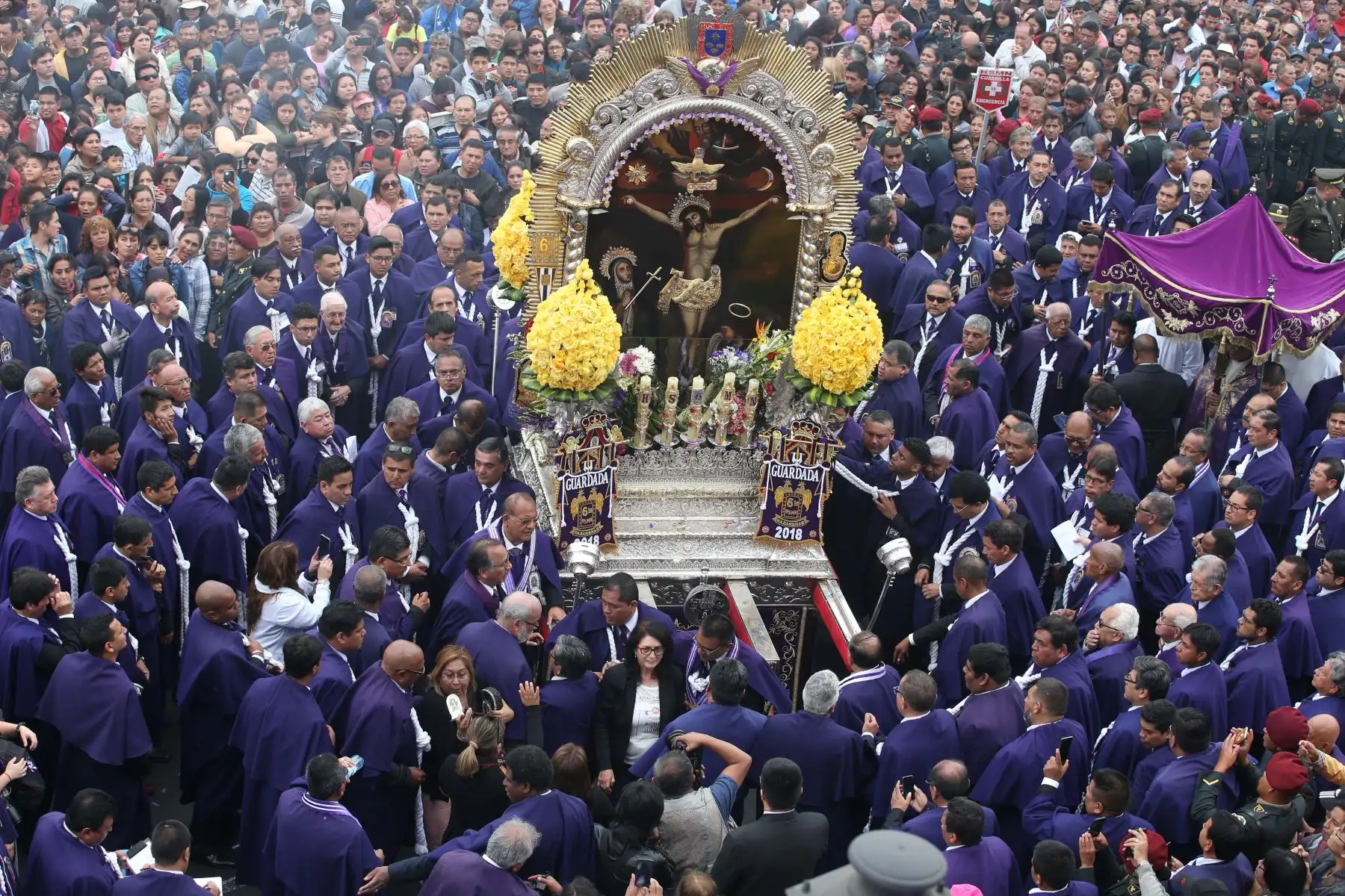 Procesión del Señor de los Milagros. Foto: ANDINA/Vidal Tarqui