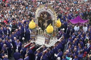 Procesión del señor de los Milagros. Foto: ANDINA/Vidal Tarqui