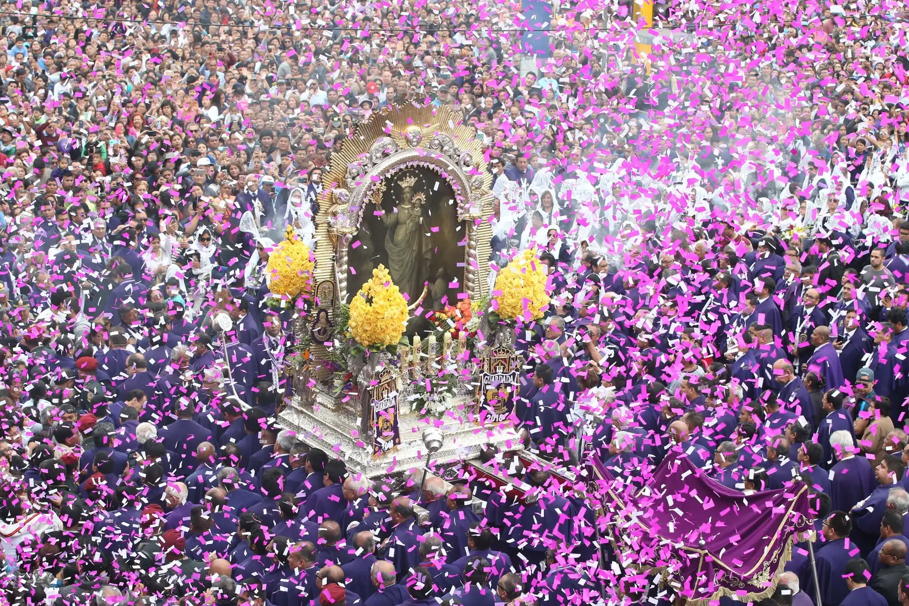 Procesión del Señor de los Milagros. Foto: ANDINA/Vidal Tarqui