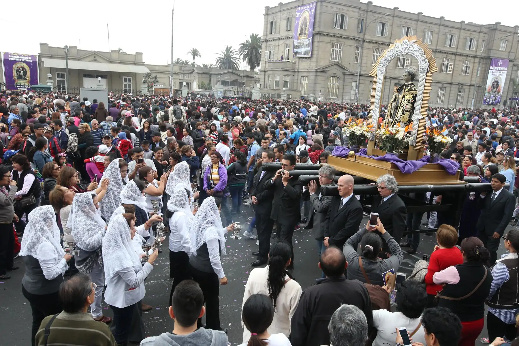Procesión de San Martín. Foto: ANDINA/Vidal Tarqui