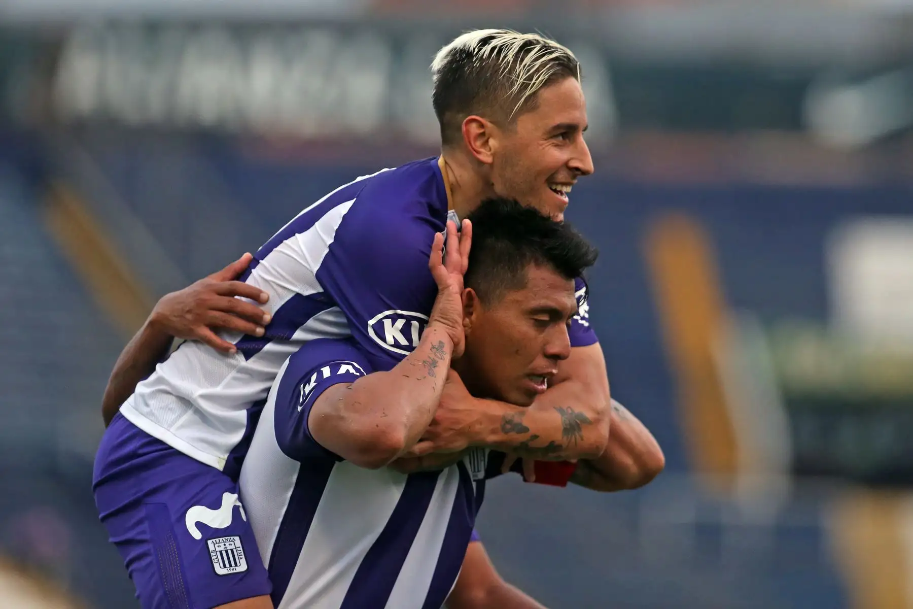 Alianza Lima ganó 2-0 a Cantolao y sigue ilusionado por el título Clausura. Foto: ANDINA/Vidal Tarqui