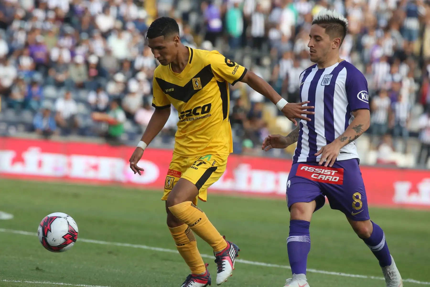 Alianza Lima ganó 2-0 a Cantolao y sigue ilusionado por el título Clausura. Foto: ANDINA/Vidal Tarqui