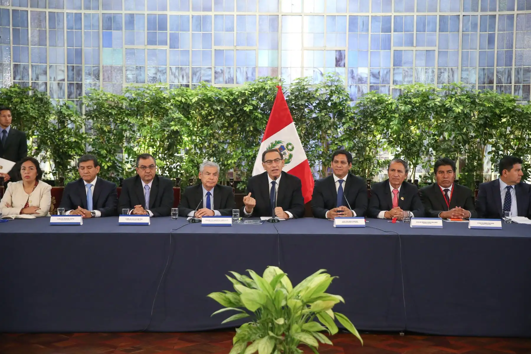 El presidente de la República, Martín Vizcarra, se reunió con gobernadores y alcaldes provinciales elegidos en los comicios del pasado 7 de octubre, en el denominado Encuentro de Grandes Ciudades y Gobernantes Virtualmente Electos.Foto: ANDINA/Andrés Valle/Prensa Presidencia