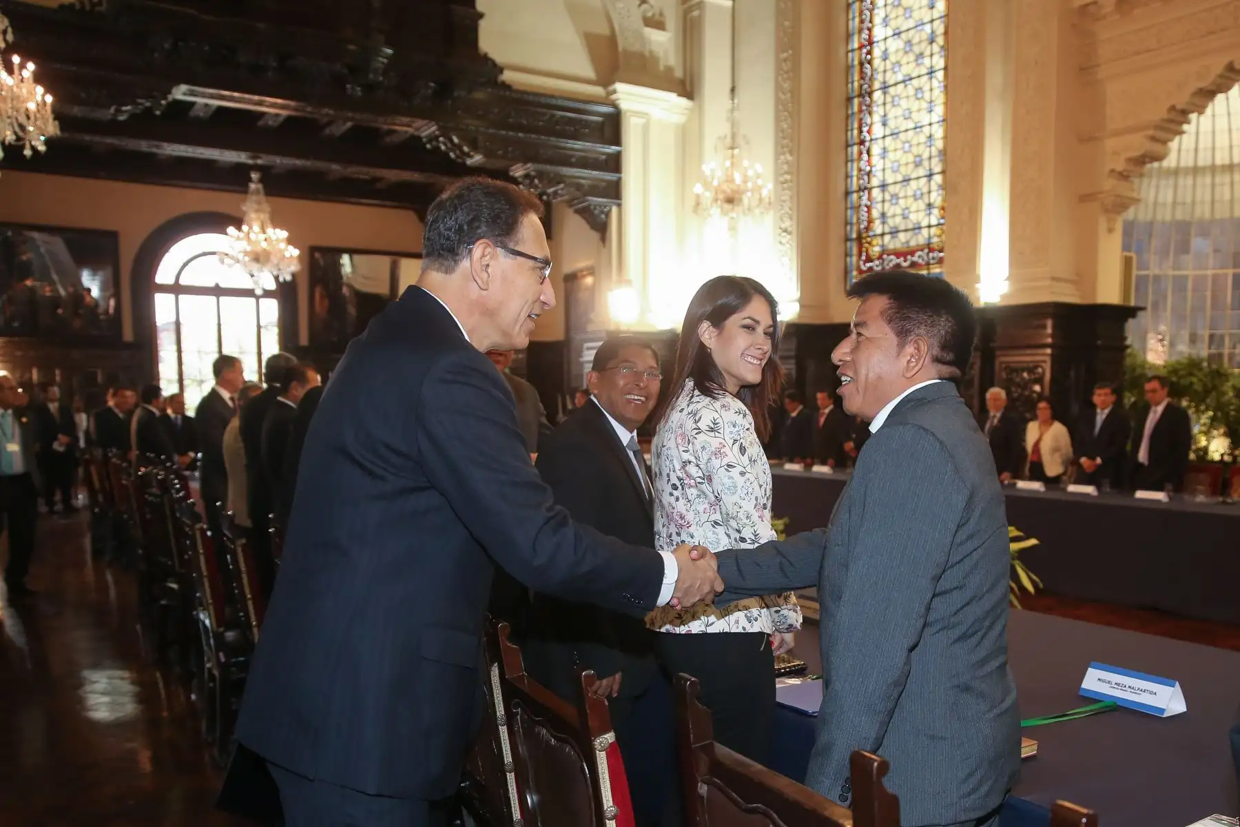 El presidente de la República, Martín Vizcarra, se reunió con gobernadores y alcaldes provinciales elegidos en los comicios del pasado 7 de octubre, en el denominado Encuentro de Grandes Ciudades y Gobernantes Virtualmente Electos.Foto: ANDINA/Andrés Valle/Prensa Presidencia