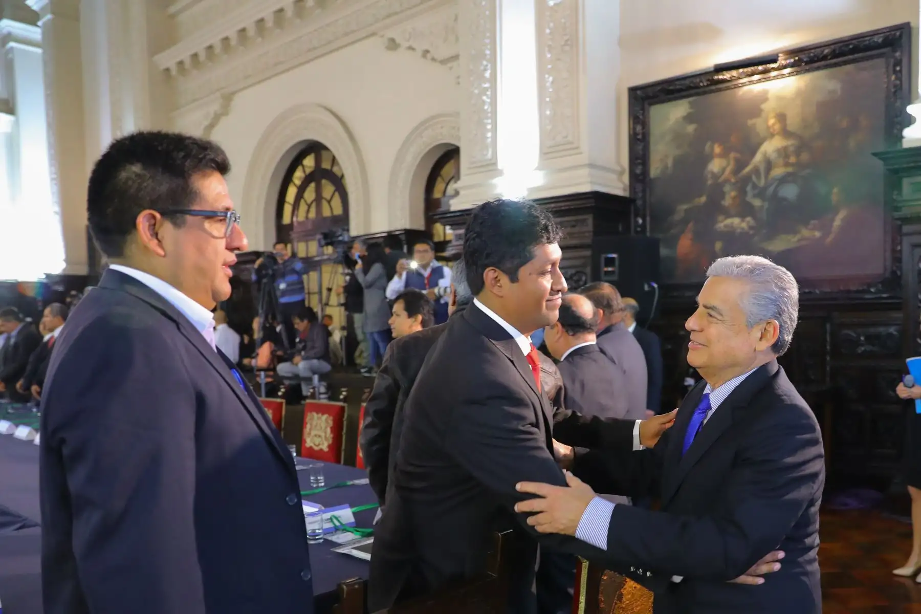 El presidente de la República, Martín Vizcarra, se reunió con gobernadores y alcaldes provinciales elegidos en los comicios del pasado 7 de octubre, en el denominado Encuentro de Grandes Ciudades y Gobernantes Virtualmente Electos.Foto: ANDINA/Andrés Valle/Prensa Presidencia