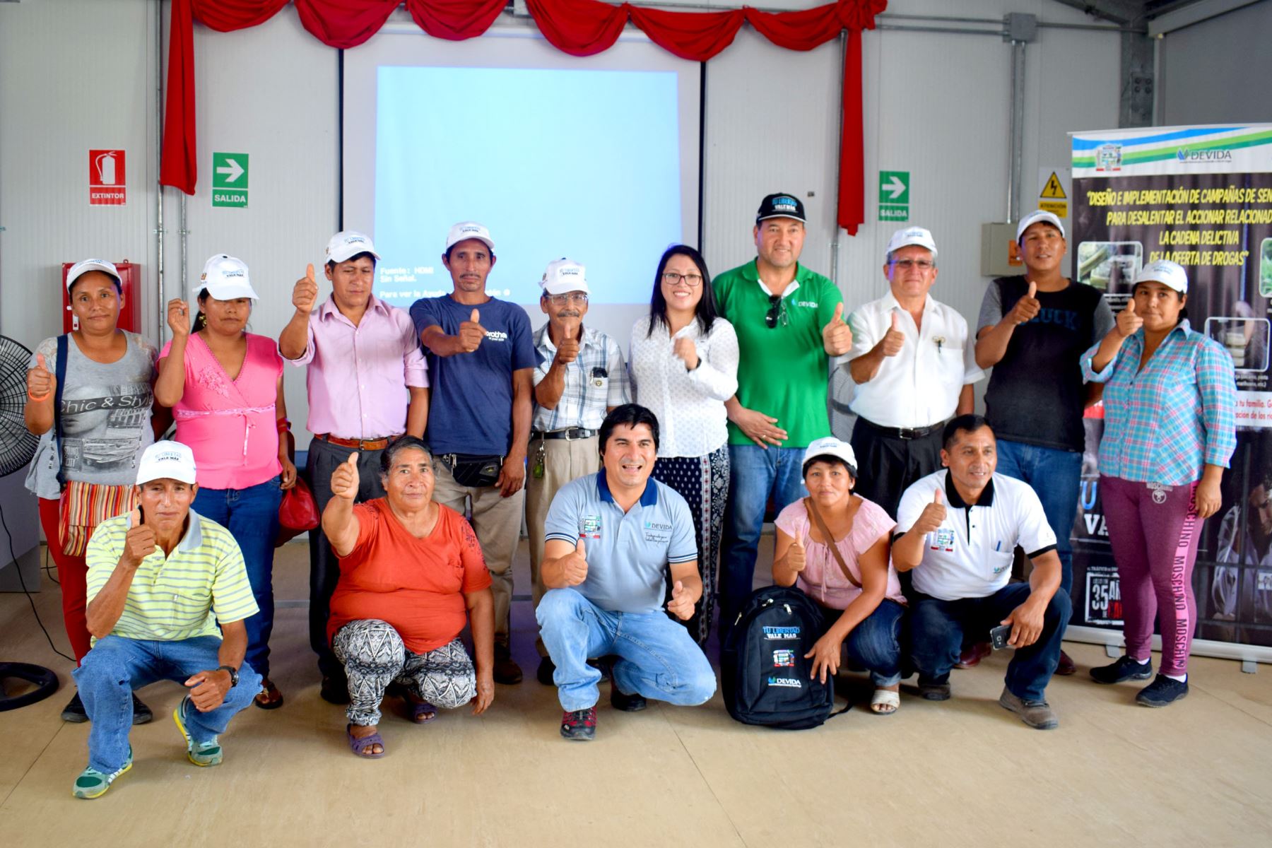 Tenientes gobernadores de centros poblados y comunidades nativas del distrito de Mazamari participaron en jornada de sensibilización contra las drogas.