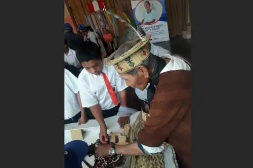 Promueven artesanías elaboradas con semillas del monte en Pasco. ANDINA/Difusión