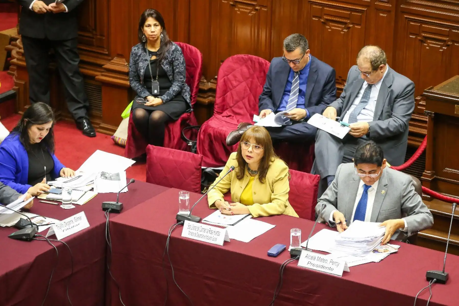 Midis priorizará atención de programas sociales para el 2019, afirmó ministra Liliana La Rosa durante su presentación en Comisión de Presupuesto del Congreso.