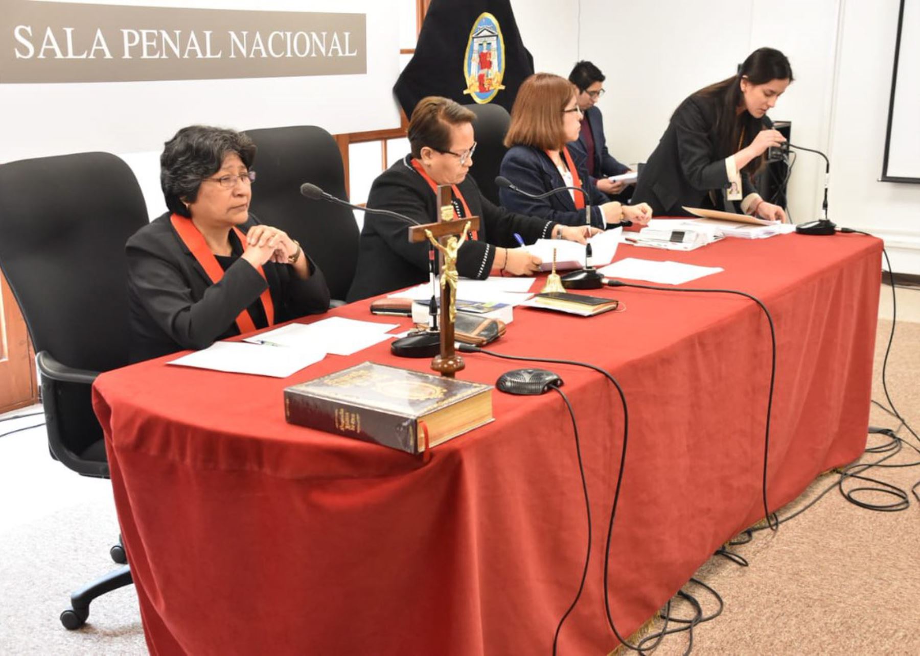 Primera Sala Penal Nacional de Apelaciones evalúa recusación contra jueces que anularon detención preliminar de Keiko Fujimori.