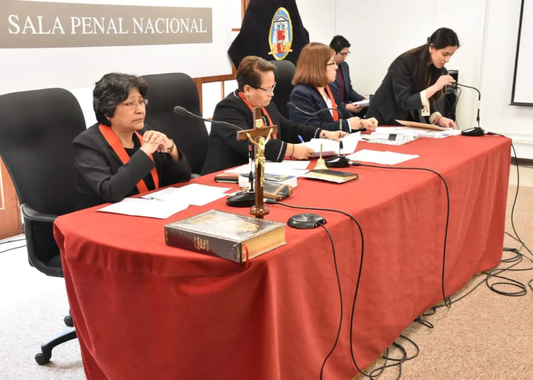 Primera Sala Penal Nacional de Apelaciones evalúa recusación contra jueces que anularon detención preliminar de Keiko Fujimori.