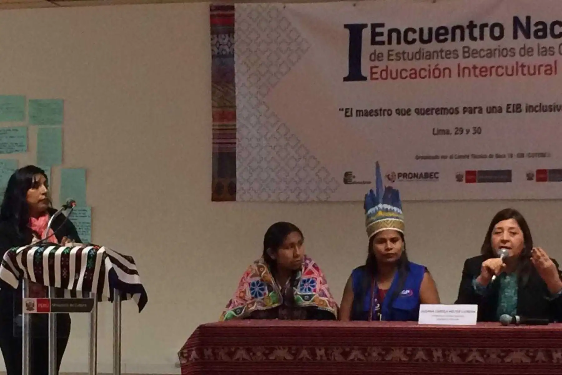 Primer Encuentro Nacional de Estudiantes Becarios de la Carrera de Educación Intercultural Bilingüe, se desarrolla en Lima.