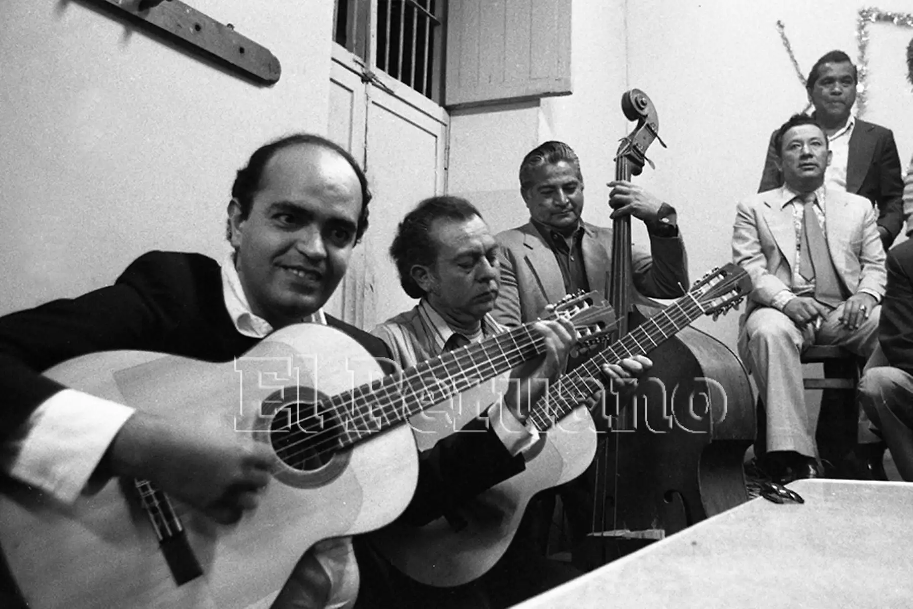 Conjunto criollo en el Centro Musical Unión (1977).  Foto: Archivo Histórico de EL PERUANO / Leoncio Mariscal