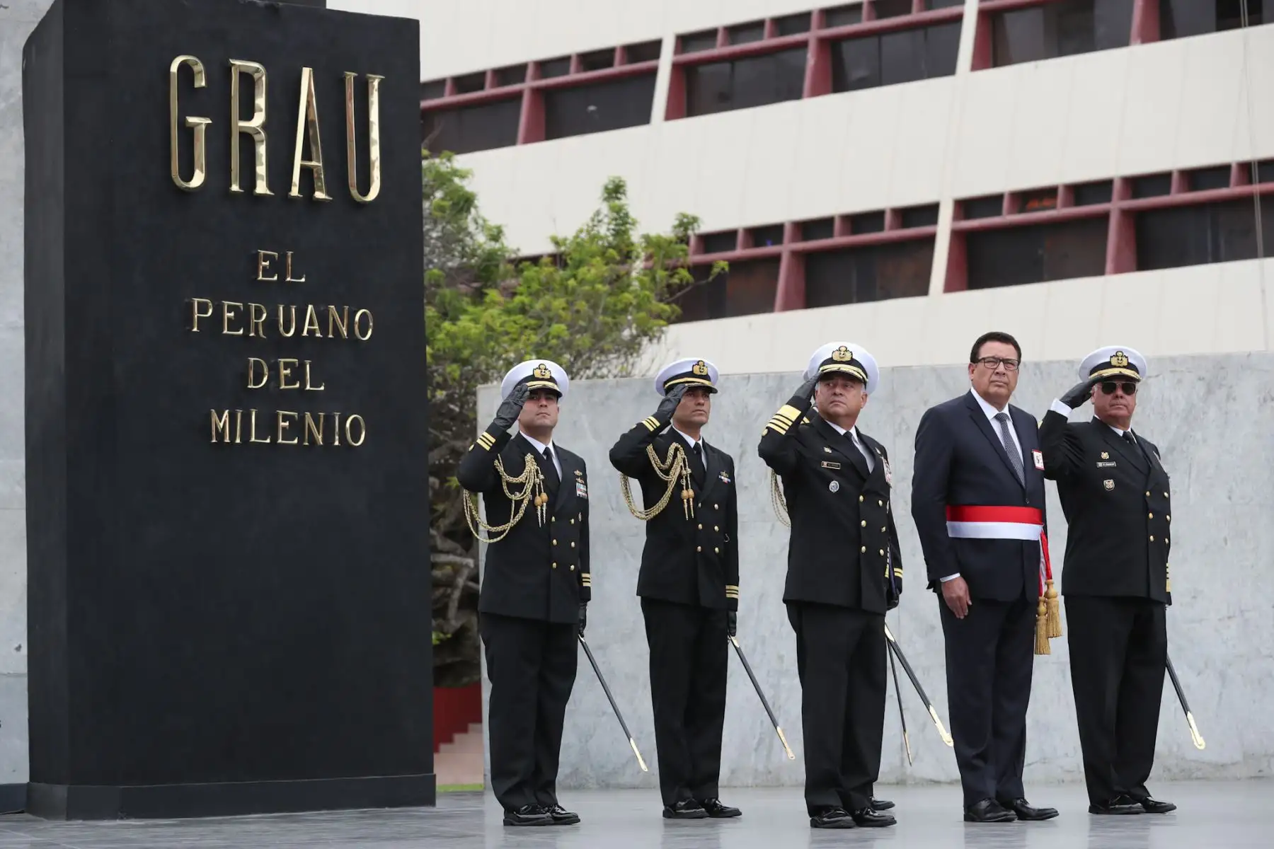 Ministro de Defensa, José Huerta, encabezó ceremonia de Asunción del Mando del Comando General de la Marina por el Vicealmirante Fernando Cerdán Ruiz, en reemplazo del Almirante Gonzalo Ríos Polastri. Foto: ANDINA/Mindef