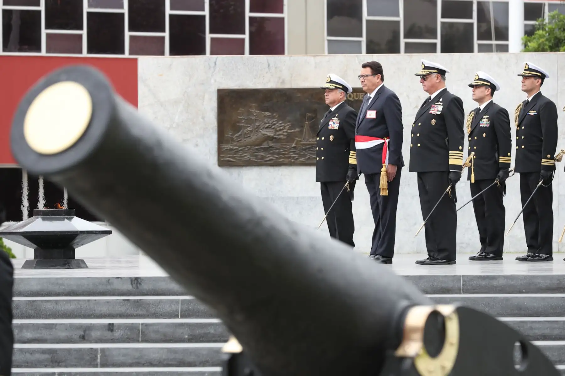Ministro de Defensa, José Huerta, encabezó ceremonia de Asunción del Mando del Comando General de la Marina por el Vicealmirante Fernando Cerdán Ruiz, en reemplazo del Almirante Gonzalo Ríos Polastri. Foto: ANDINA/Mindef