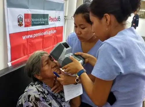 Pensión 65: usuarios de 6 regiones recuperan la vista gracias a cirugías de cataratas.