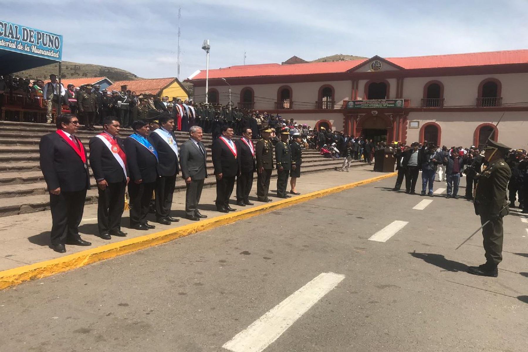 Jefe del Gabinete, César Villanueva, participa en aniversario de la ciudad de Puno.