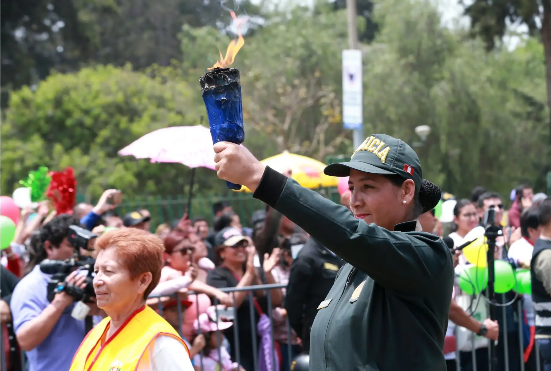 Gran Corso y Concurso de carros Alegóricos por efectivos  policiales, en el marco de la celebración  por  el LXXIV aniversario de creación institucional, la región Lima, en el Campo de Marte.Foto: ANDINA/Norman Córdova