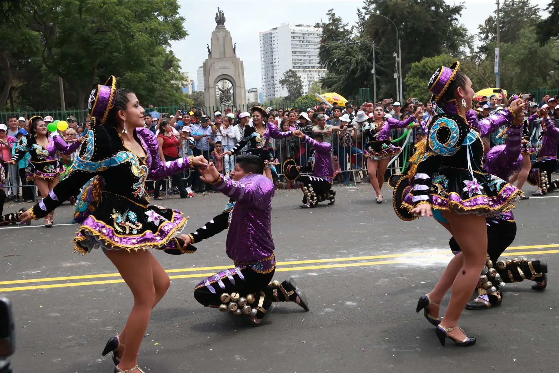 Gran Corso y Concurso de carros Alegóricos por efectivos  policiales, en el marco de la celebración  por  el LXXIV aniversario de creación institucional, la región Lima, en el Campo de Marte.Foto: ANDINA/Norman Córdova