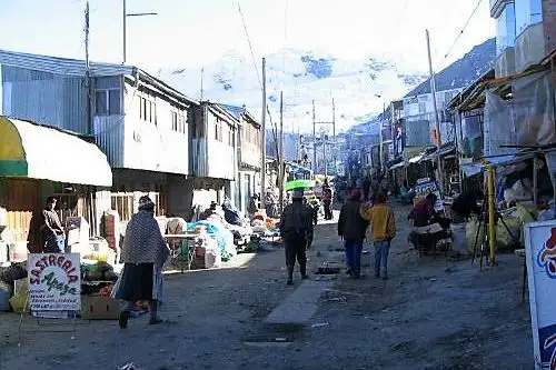 Mineros informales hallaron los cuerpos sin vida de dos personas en un desmonte ubicado cerca del centro poblado La Rinconada, provincia de San Antonio de Putina, región Puno. ANDINA/Difusión