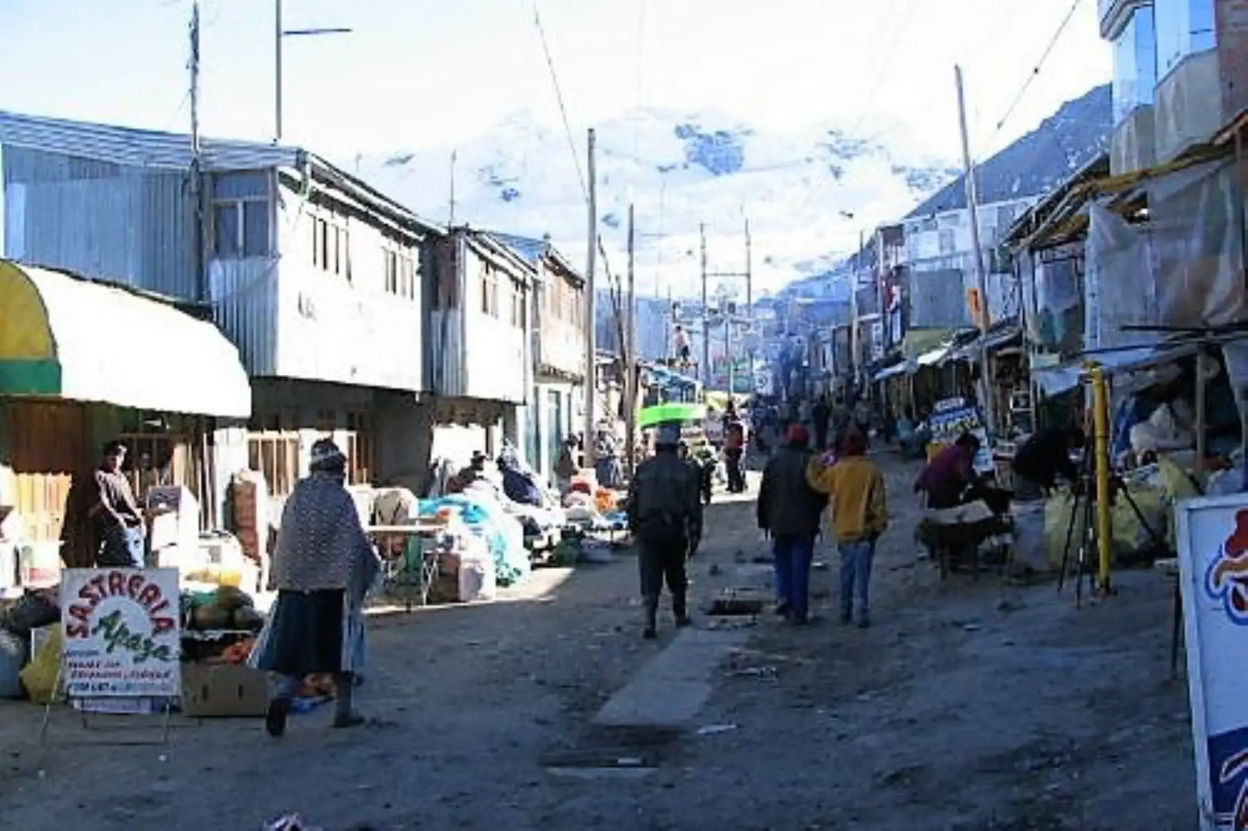 Mineros informales hallaron los cuerpos sin vida de dos personas en un desmonte ubicado cerca del centro poblado La Rinconada, provincia de San Antonio de Putina, región Puno. ANDINA/Difusión