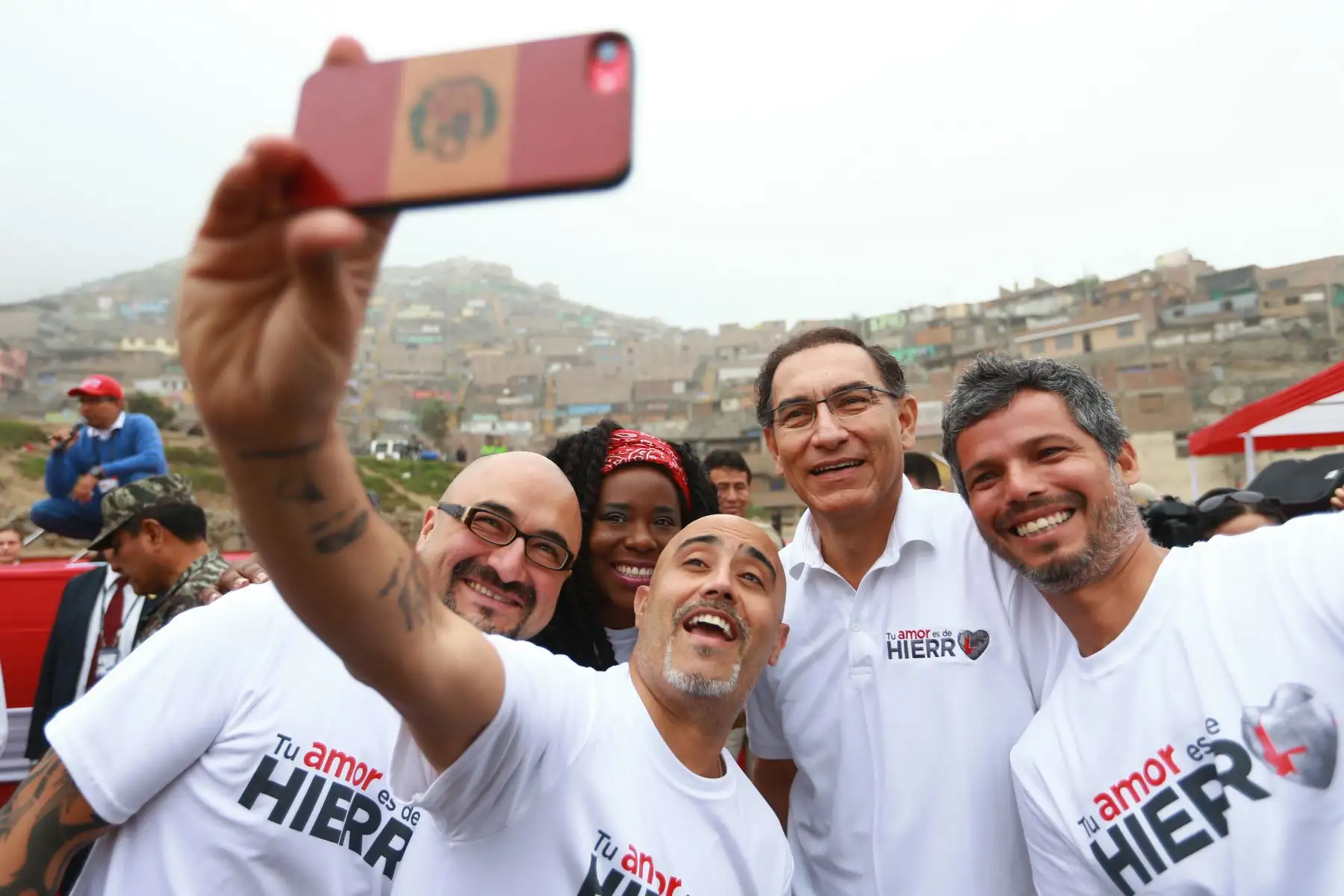 El jefe de Estado, Martín Vizcarra, dará inicio a la campaña nacional “Amor de Hierro” que tiene como propósito educar y llamar la atención de los ciudadanos en la prevención y reducción de los índices de anemia en el país. Esta importante iniciativa contará con la participación de ocho ministros de Estado. Foto: ANDINA/Carlos Lezama/Prensa Presidencia