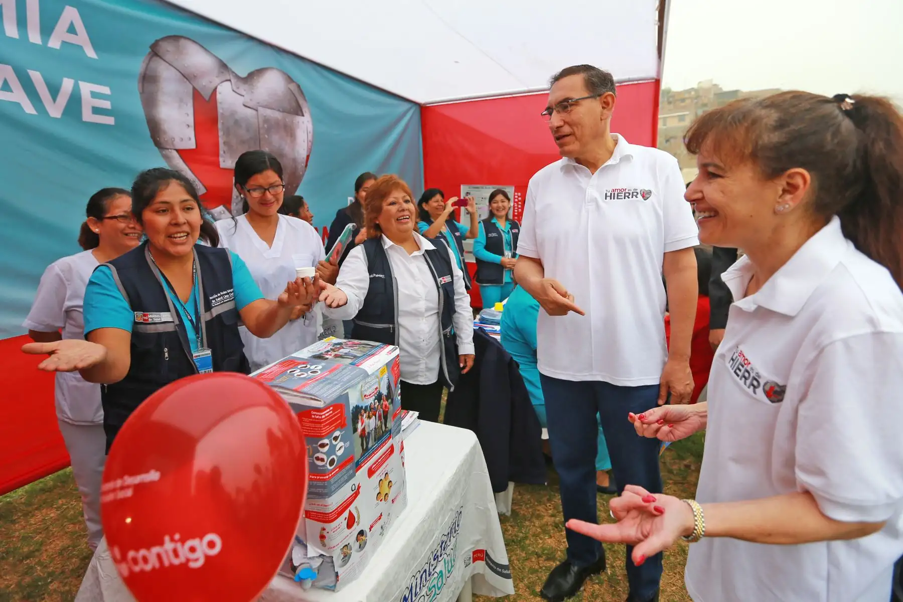 El jefe de Estado, Martín Vizcarra, dará inicio a la campaña nacional “Amor de Hierro” que tiene como propósito educar y llamar la atención de los ciudadanos en la prevención y reducción de los índices de anemia en el país. Esta importante iniciativa contará con la participación de ocho ministros de Estado. Foto: ANDINA/Carlos Lezama/Prensa Presidencia
