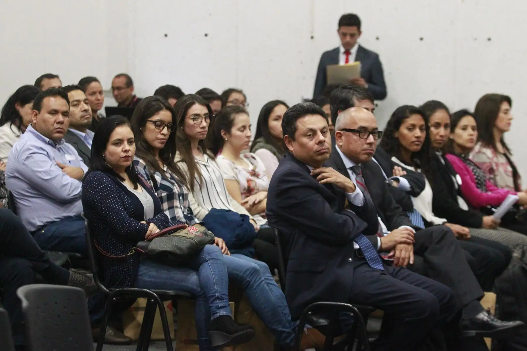 Arquitectos  participan en el lanzamiento del concurso internacional de anteproyectos arquitectónicos de catalogos de escuelas modulares. Foto: ANDINA/Eddy Ramos