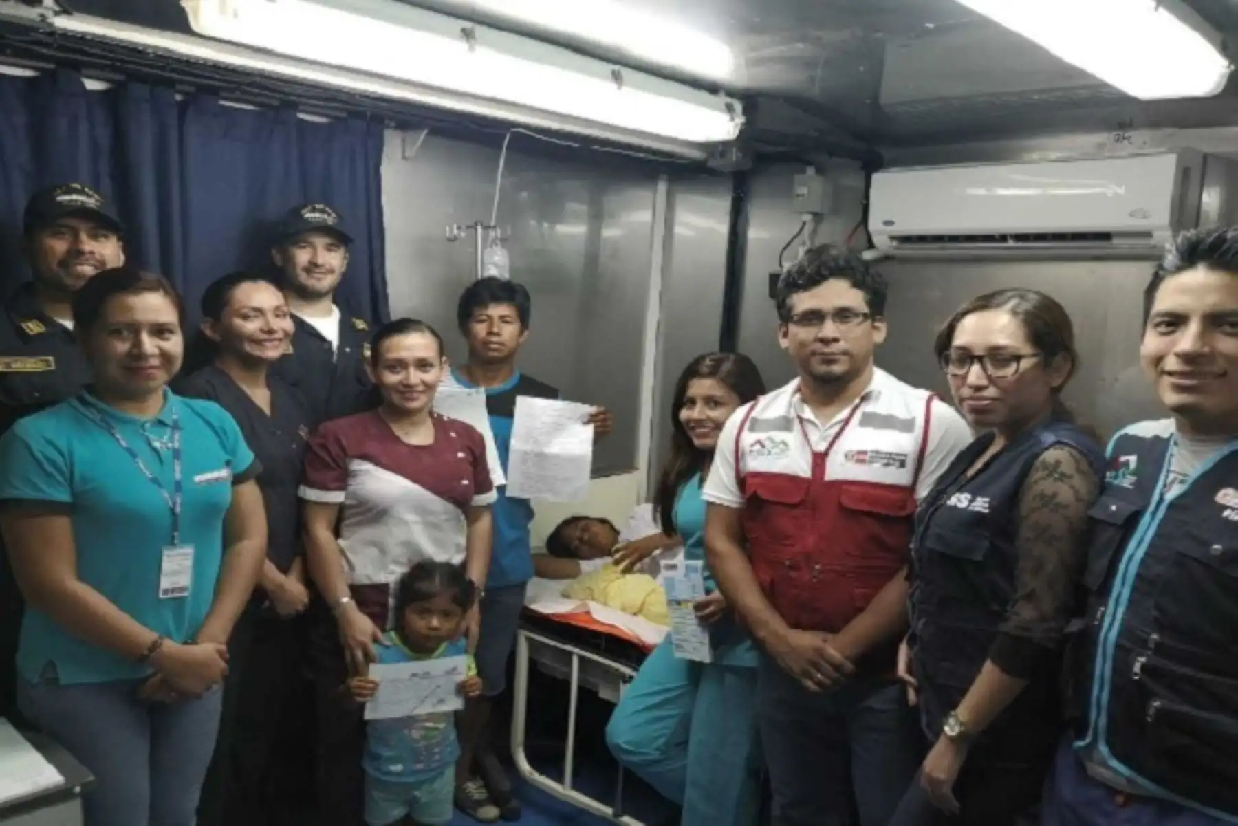 Más de 86 mil atenciones sociales a pobladores de comunidades nativas de Loreto, Ucayali y Puno ha realizado el Ministerio de Desarrollo e Inclusión Social a través de las Plataformas Itinerantes de Acción Social (PIAS) y Buques de Armada Peruana (BAPs) del Programa Nacional PAIS. Además, a bordo nacieron 7 bebés.