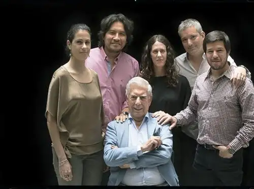 Mario Vargas Llosa se presentó en el Teatro Municipal de Arequipa (Foto: Twitter/ Hay Festival )