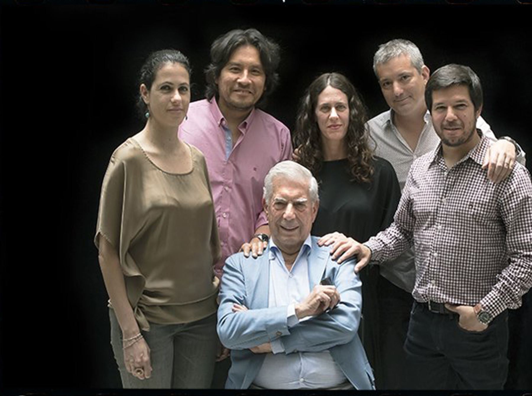 Mario Vargas Llosa se presentó en el Teatro Municipal de Arequipa (Foto: Twitter/ Hay Festival )