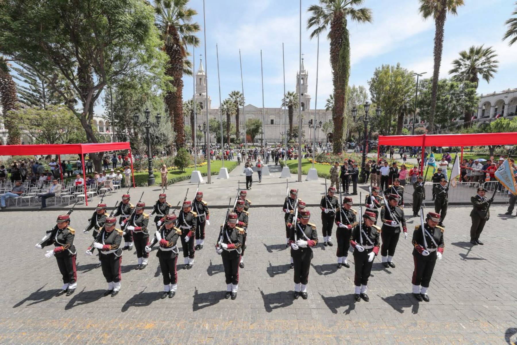 Se inicia ceremonia de lanzamiento de la Agenda Bicentenario en la ciudad de Arequipa.