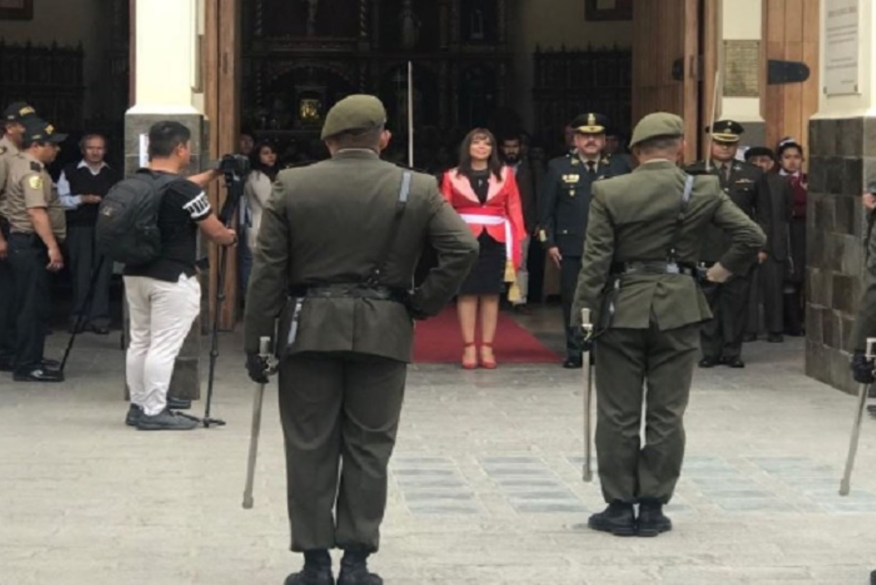 La ministra de Desarrollo e Inclusión Social, Liliana la Rosa, antes de lanzar la Agencia Bicentenario de la Independencia del Perú desde Huacho, provincia de Huaura, región Lima, participó de la misa Te Deum en la Catedral de esa ciudad.