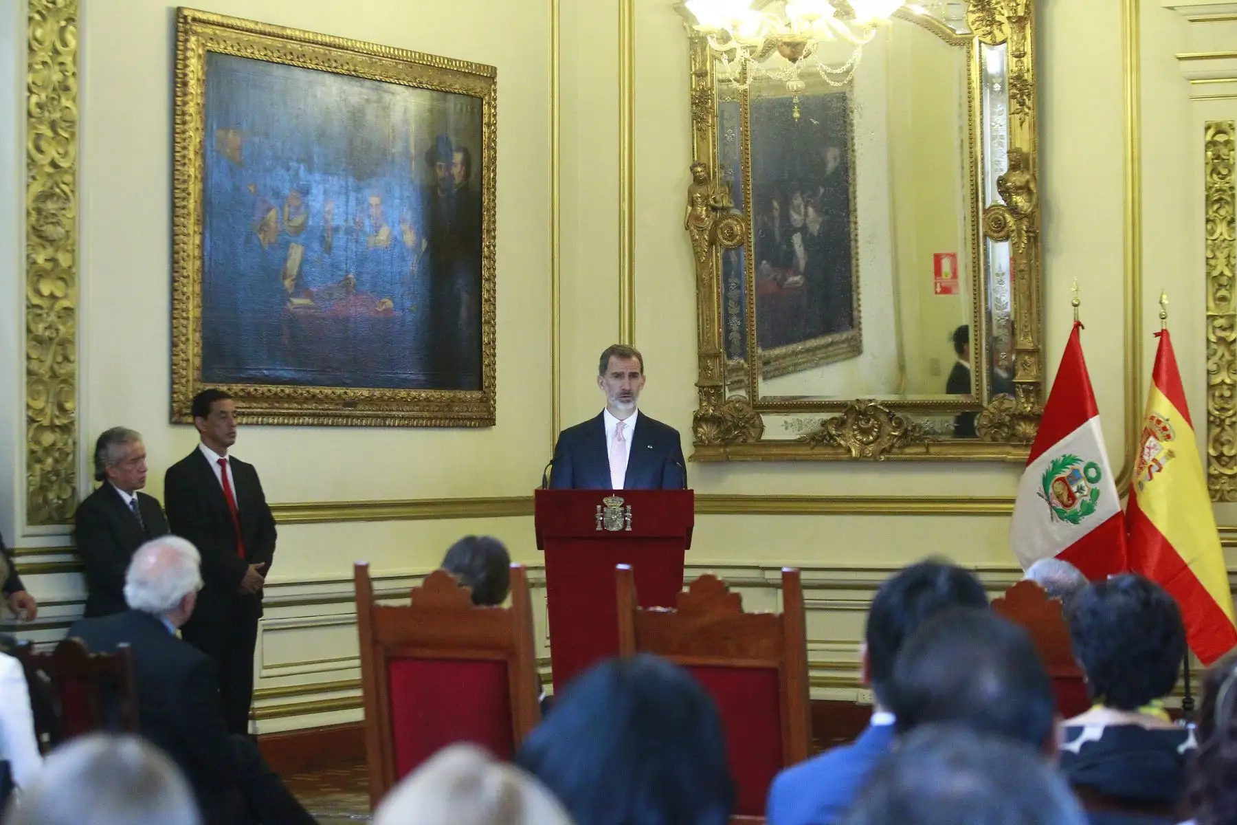 Alcalde de la  Municipalidad de Lima, Luis Castañeda rinde honor a sus majestades los reyes de España, Don Felipe VI y doña Letizia a quienes, el alcalde de Lima Luis Castañeda Lossio, les entregará la Llave de la Ciudad y los declarará Huéspedes Ilustres. Foto
: ANDINA/Eddy Ramos