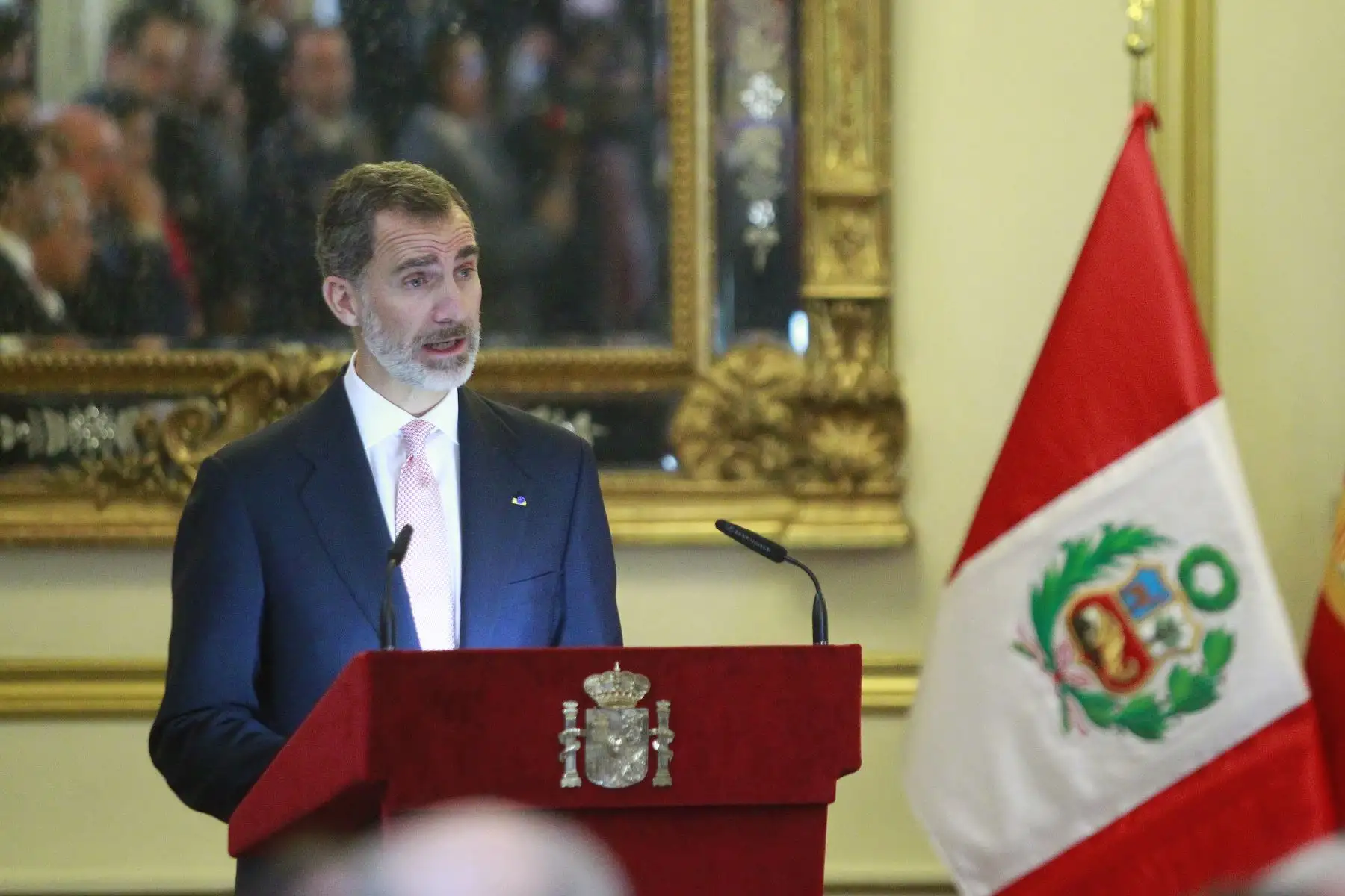 Alcalde de la  Municipalidad de Lima, Luis Castañeda rinde honor a sus majestades los reyes de España, Don Felipe VI y doña Letizia a quienes, el alcalde de Lima Luis Castañeda Lossio, les entregará la Llave de la Ciudad y los declarará Huéspedes Ilustres. Foto
: ANDINA/Eddy Ramos