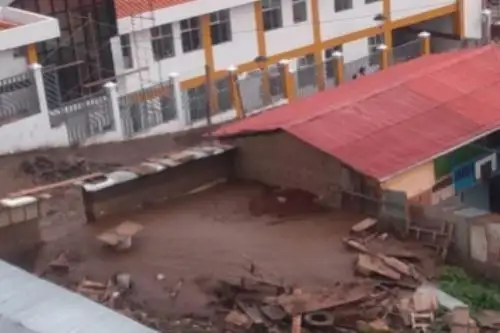 Desde esta tarde, la Sierra soportará precipitaciones líquidas y sólidas de moderada a fuerte intensidad, que podrían ocasionar inundaciones. ANDINA/Difusión