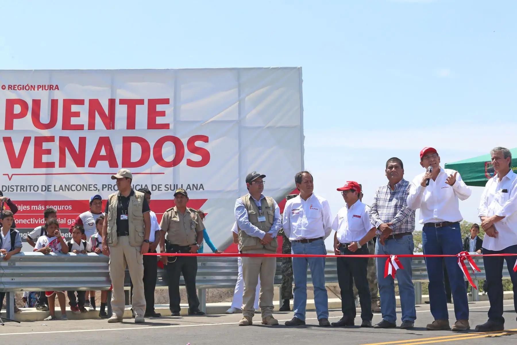 Jefe de Estado inaugura moderna infraestructura del Puente Venados, en el distrito de Lancones, provincia de Sullana (Piura). Foto: ANDINA/Prensa Presidencia