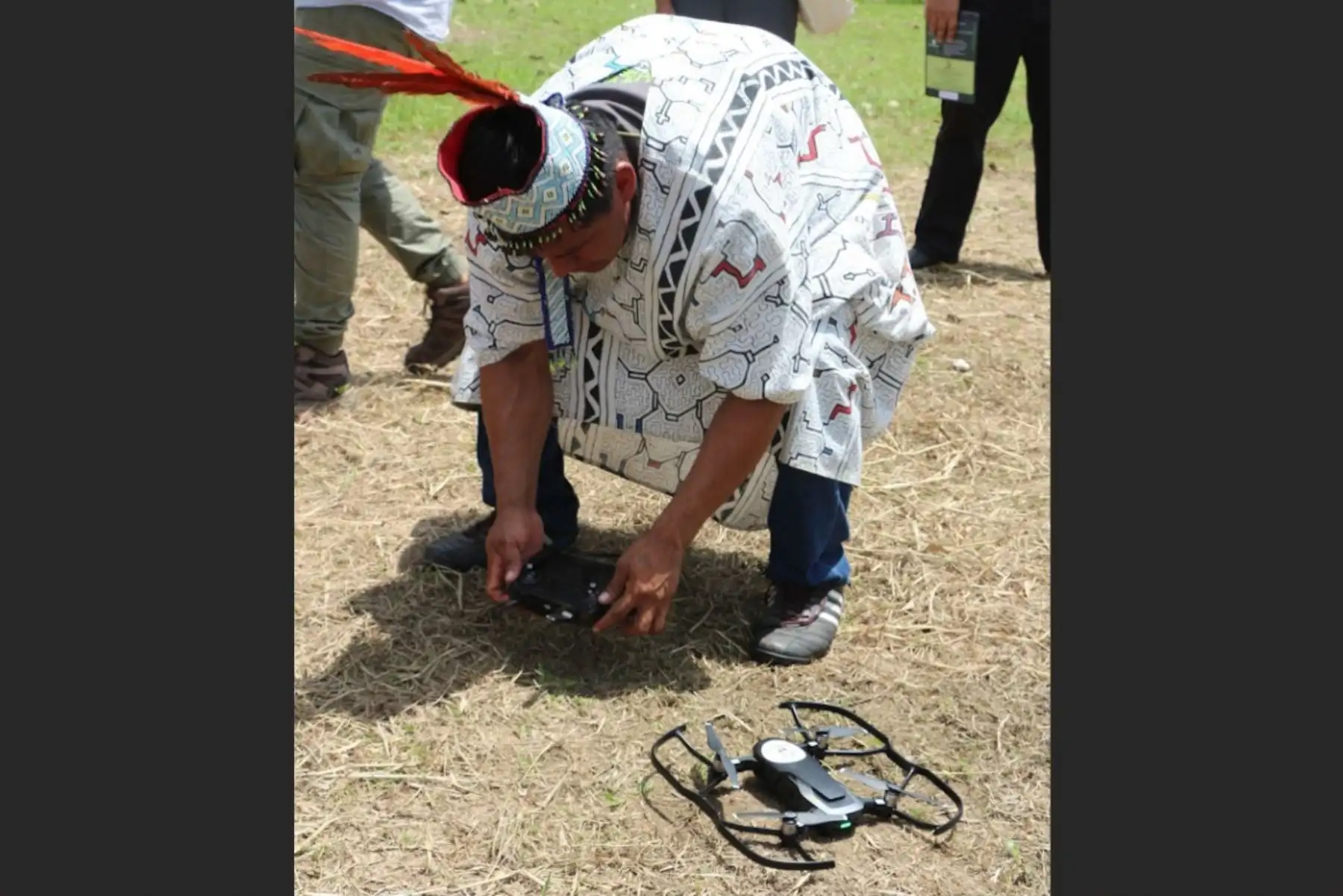 Con ayuda de drones vigilantes comunales erradican actividades ilegales del Parque Nacional Sierra del Divisor, en Ucayali. ANDINA/Difusión