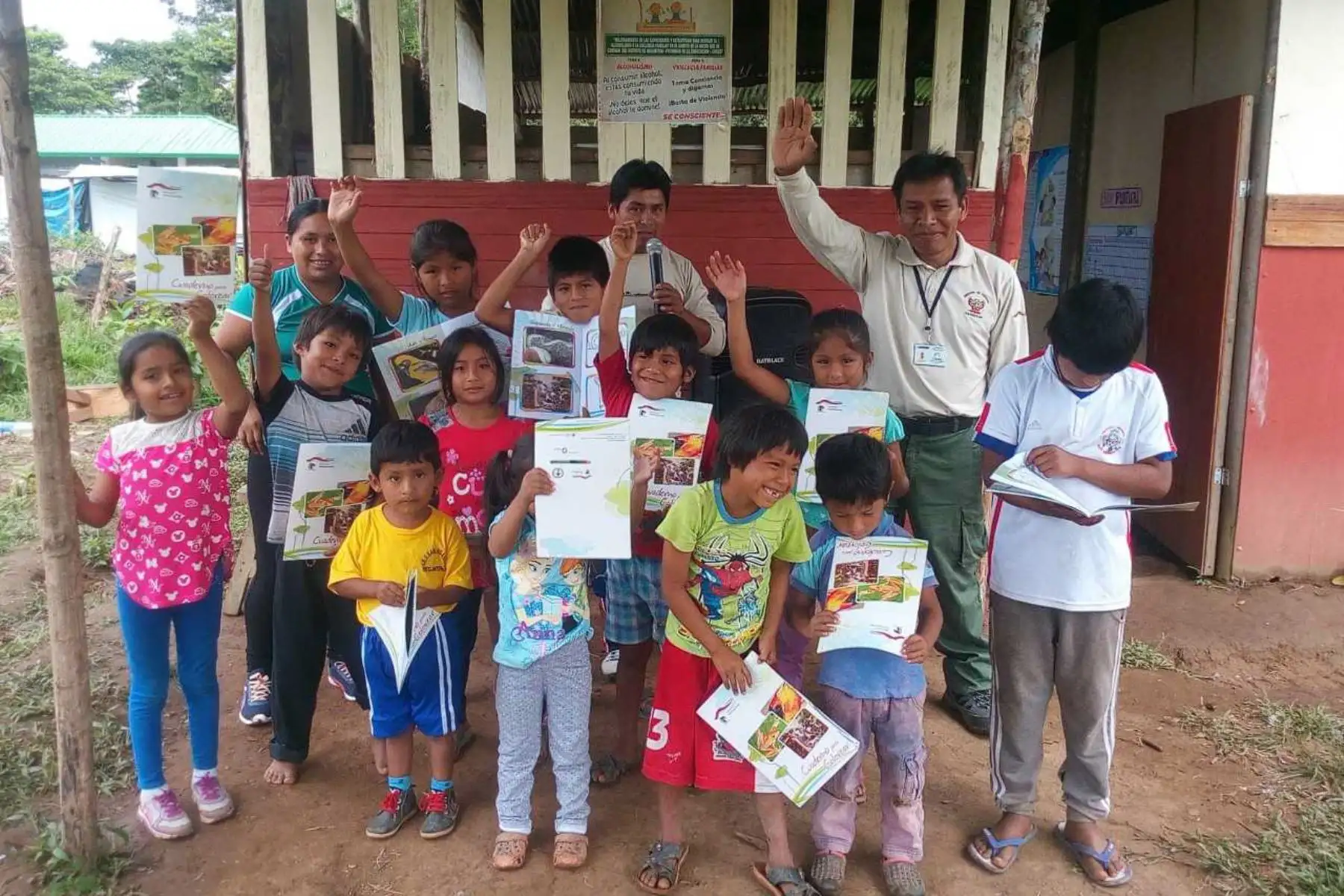 Promueven conservación del Santuario Nacional Megantoni en idioma machiguenga