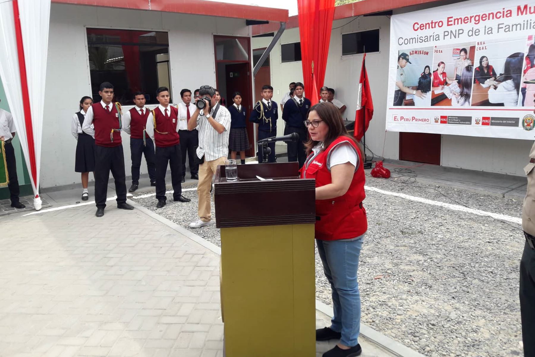 Piura cerrará 2018 con 13 centros de emergencia mujer, anunció la ministra de la Mujer y Poblaciones Vulnerables, Ana María Mendieta. ANDINA