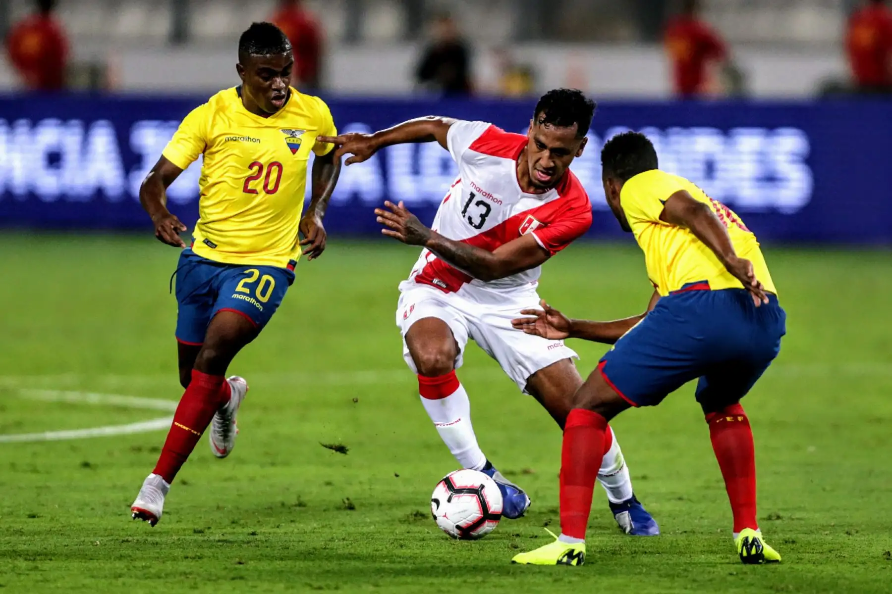 Selección peruana de fútbol se enfrenta a su similar de Ecuador en partido amistoso por la fecha FIFA. Foto: ANDINA/Luis Iparraguirre
